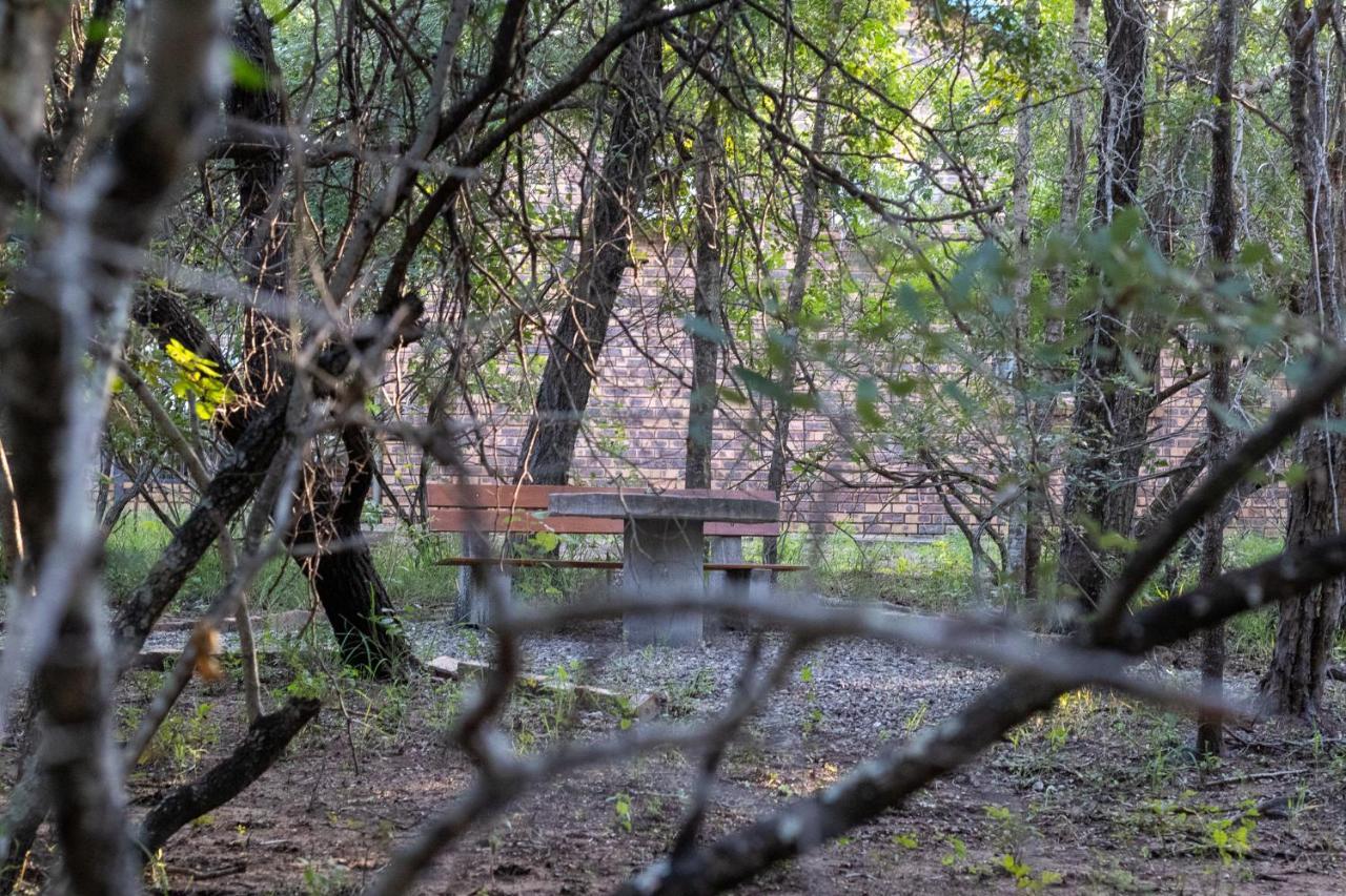Hello Kruger Hideaway Cottage & Skilpad Studio Marloth Park Exterior foto