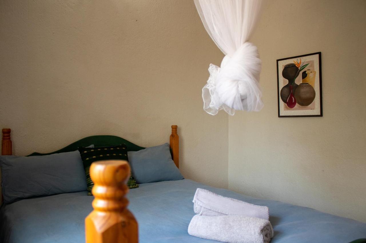 Hello Kruger Hideaway Cottage & Skilpad Studio Marloth Park Exterior foto